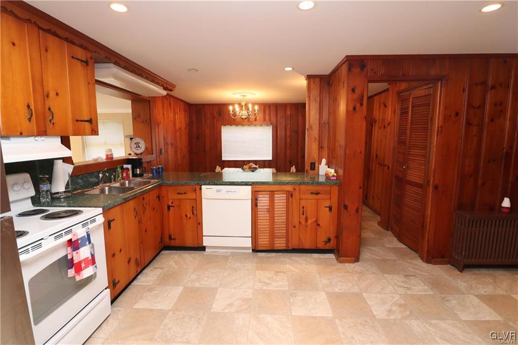 3305 Municipal Drive Property Photo 19