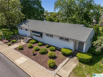 825 Old Philadelphia Road Property Photo 1