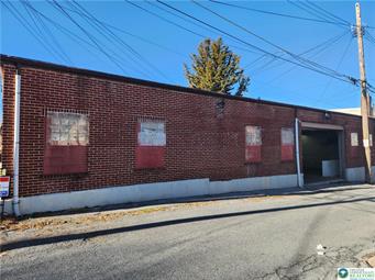 1439 Monroe St Property Photo