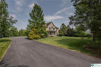 774 Lahr Road Property Photo 3