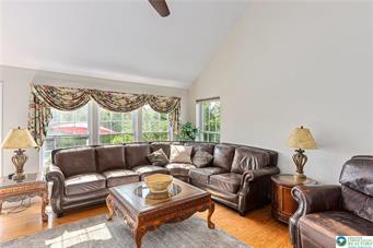 441 Sawgrass Drive Property Photo 8