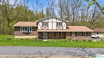 4261 Clover Hollow Road Property Photo 1