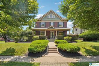 200 West Pierce Street Property Photo
