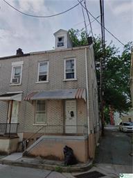 956 Oak Street Property Photo 1