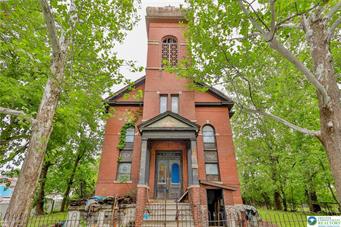 1521 East 6th Street Property Photo 1