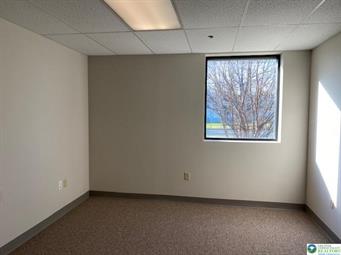31 S Commerce Way Property Photo 7