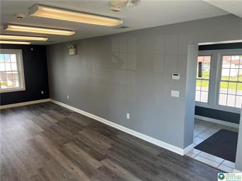 2309 Macarthur Rd Property Photo 10