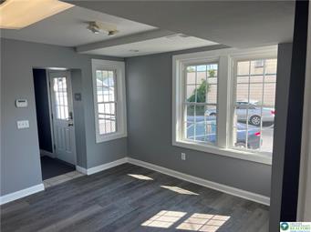 2309 Macarthur Rd Property Photo 11