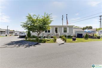 7419 Lincoln Ln Property Photo 1