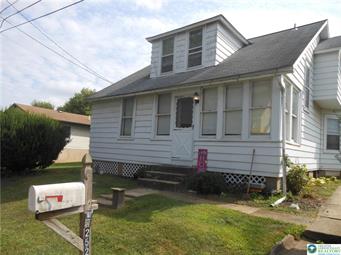 2520 Riegel Street Property Photo 1