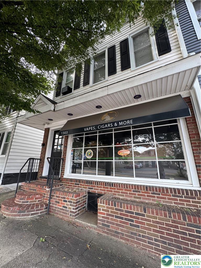 1303 Northampton Street Property Photo 1
