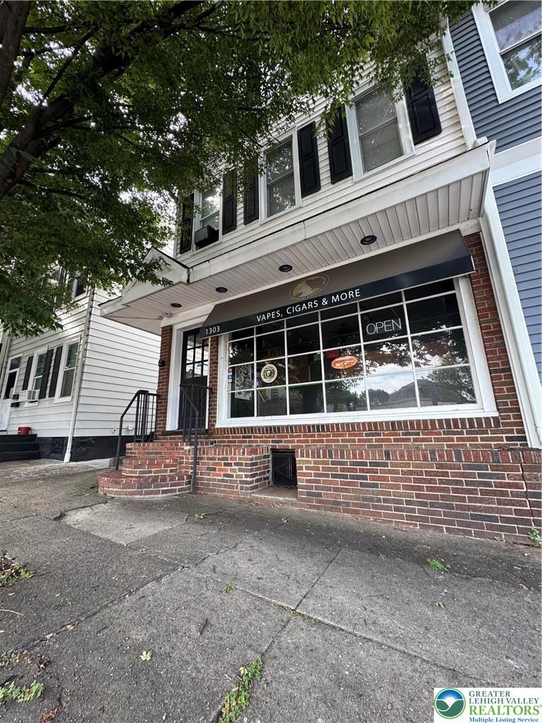 1303 Northampton Street Property Photo 3