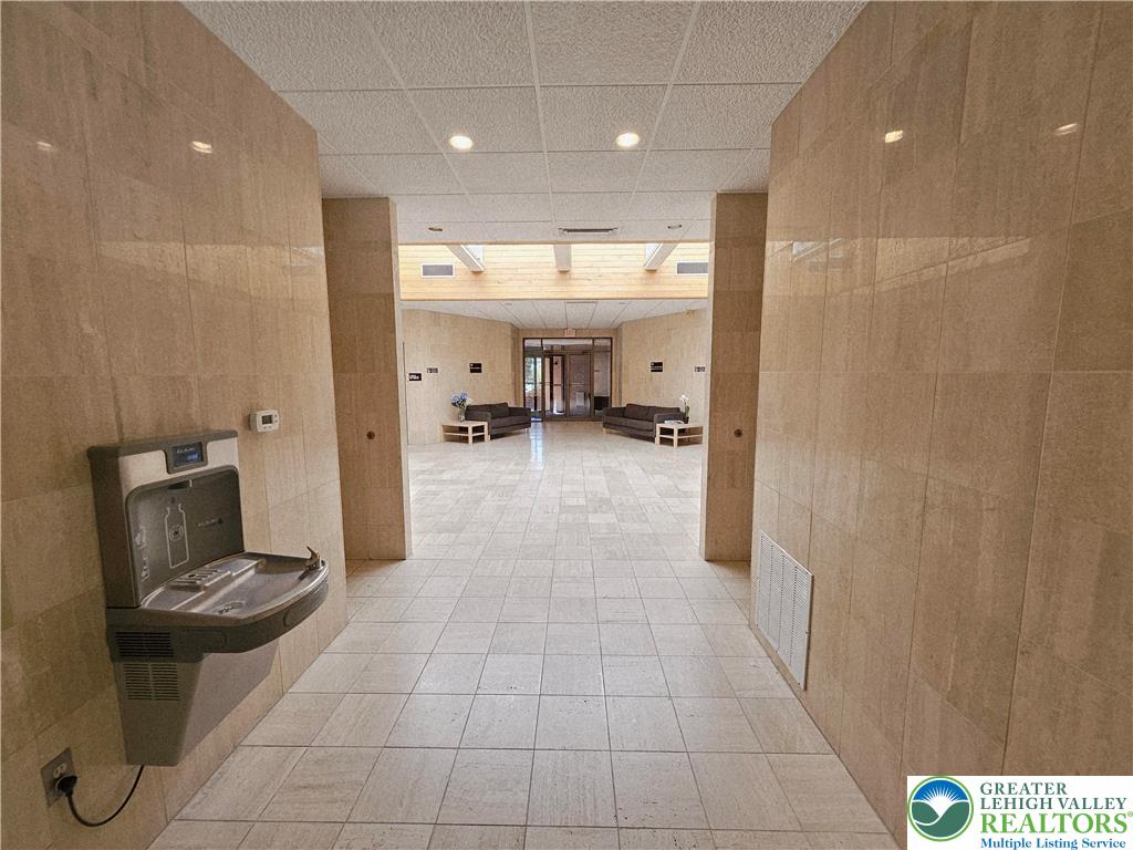 1815 Schadt Avenue Property Photo 4