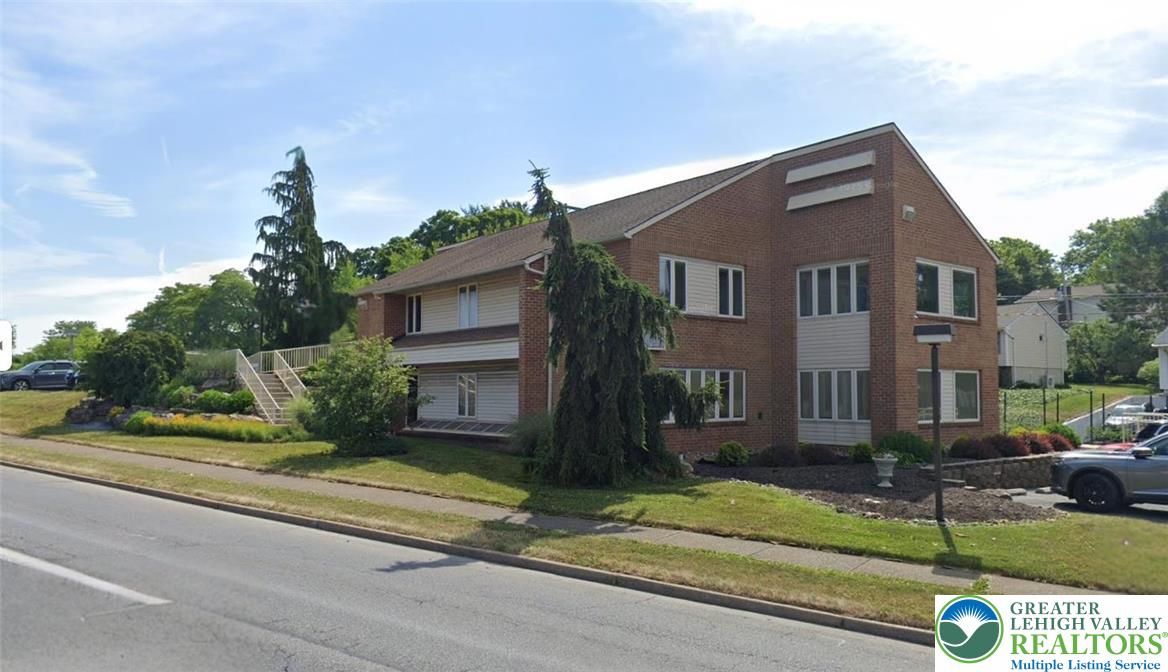 2900 Hamilton Boulevard Property Photo 2