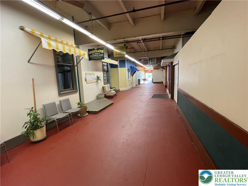 202 3rd Street Property Photo 7