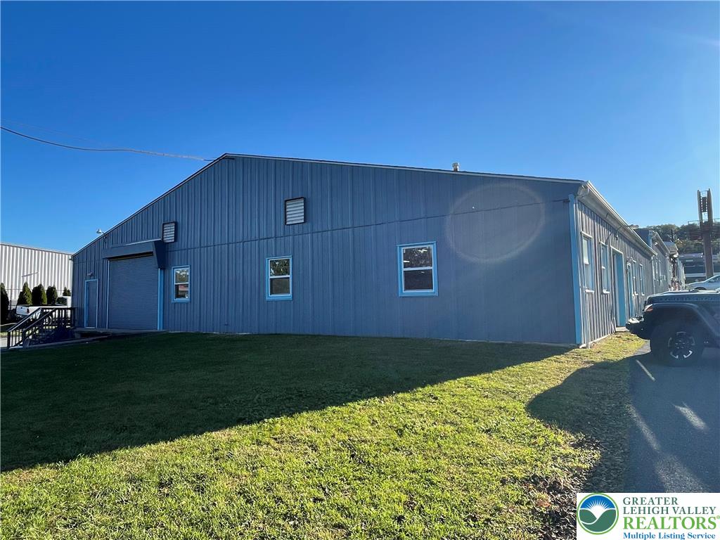 202 3rd Street Property Photo 15