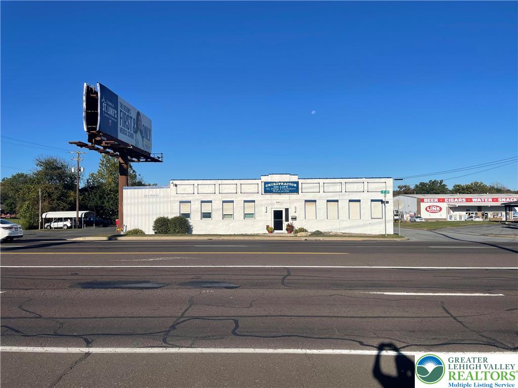 202 3rd Street Property Photo 16