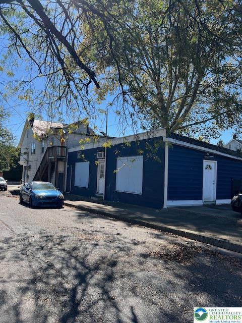 501 West Berwick Street Property Photo 6
