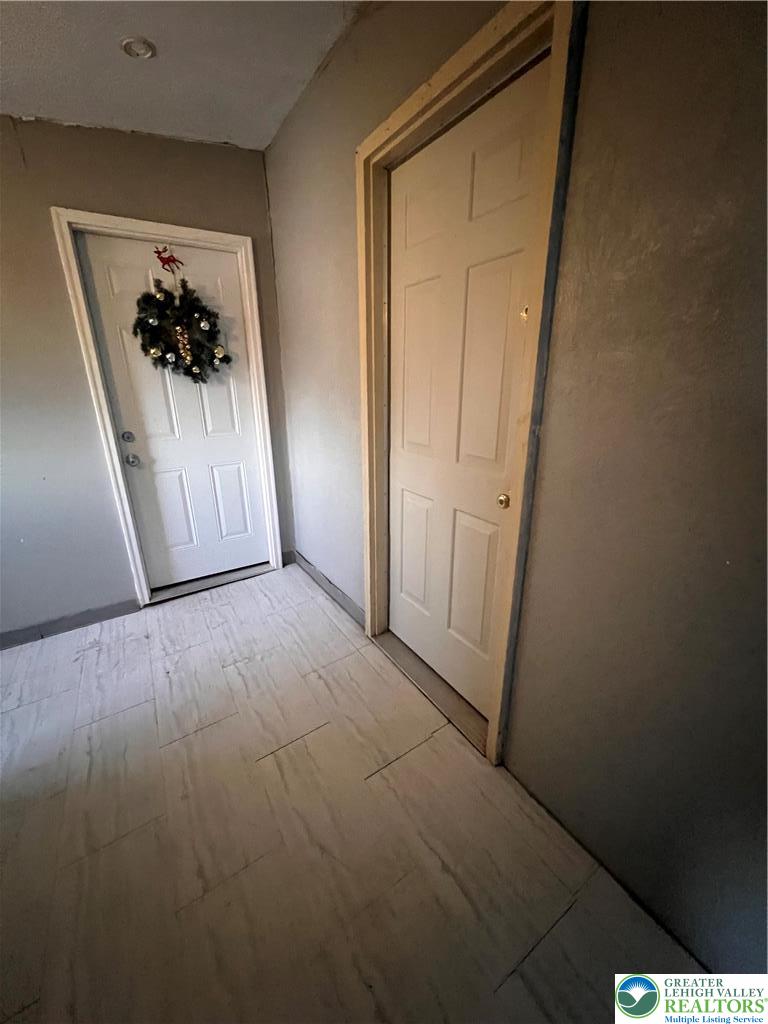 735 Laufer Street Property Photo 14