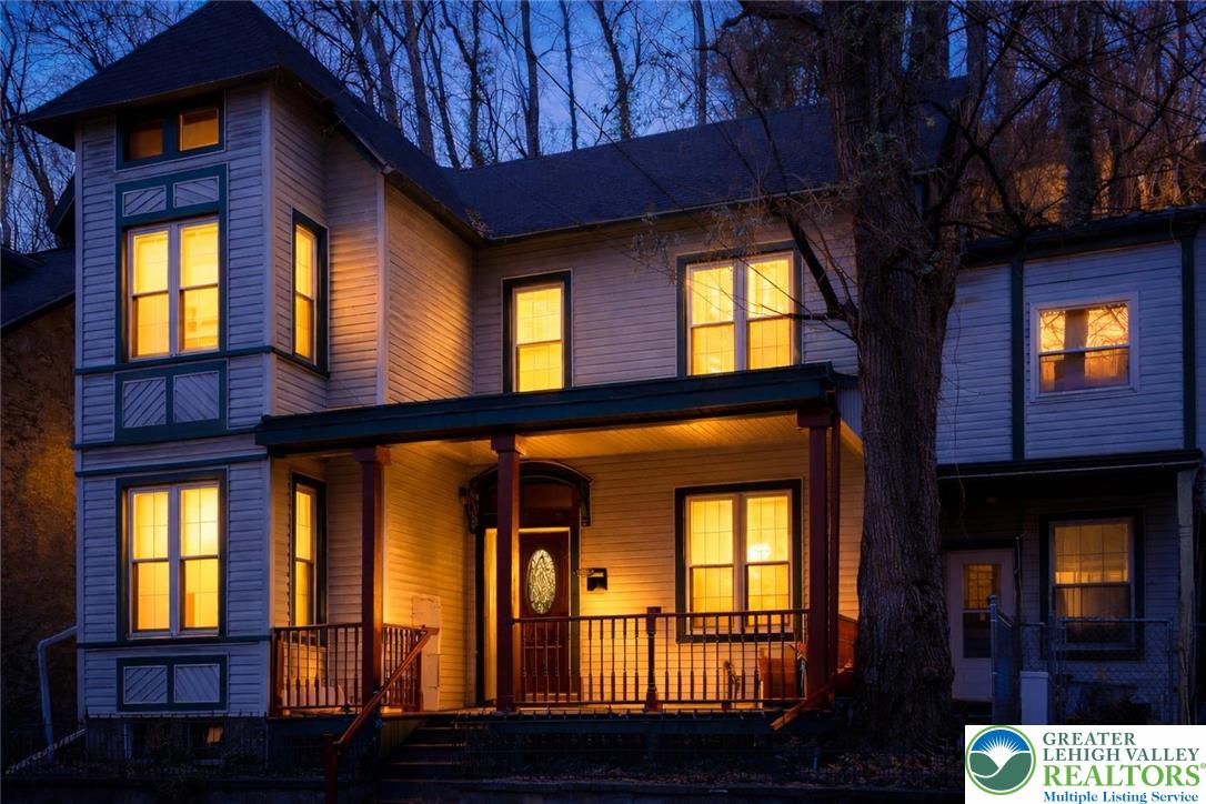 40 North Delaware Drive Property Photo 1