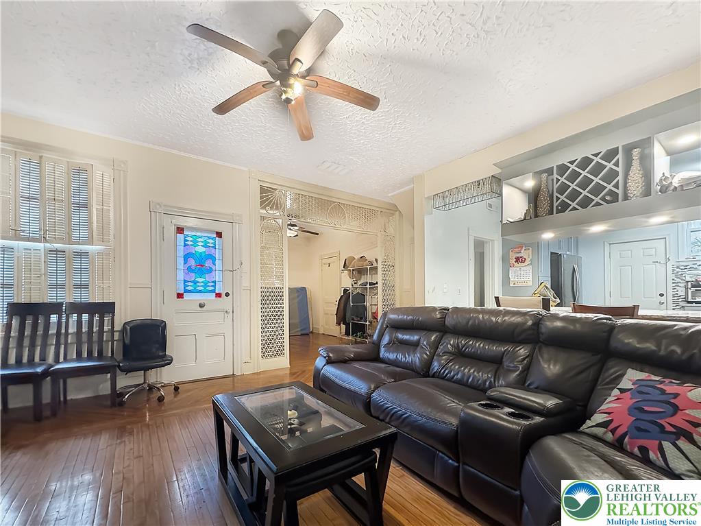 40 North Delaware Drive Property Photo 6