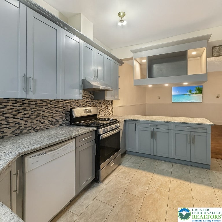 40 North Delaware Drive Property Photo 11