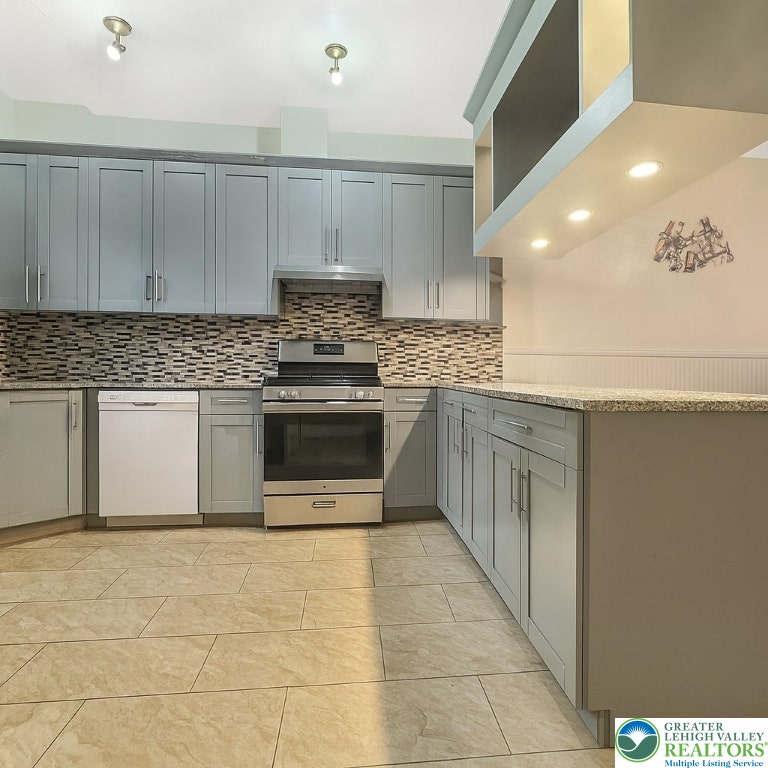 40 North Delaware Drive Property Photo 13