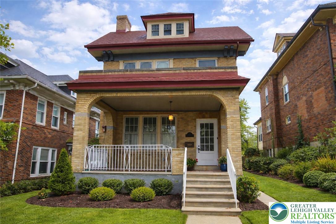 1831 Hamilton Property Photo 1