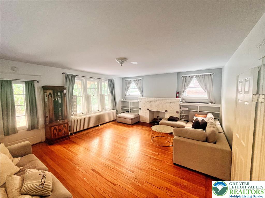 1831 Hamilton Property Photo 17