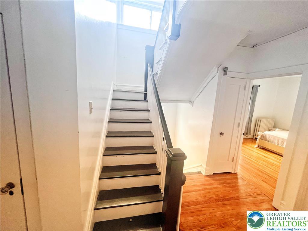 1831 Hamilton Property Photo 27