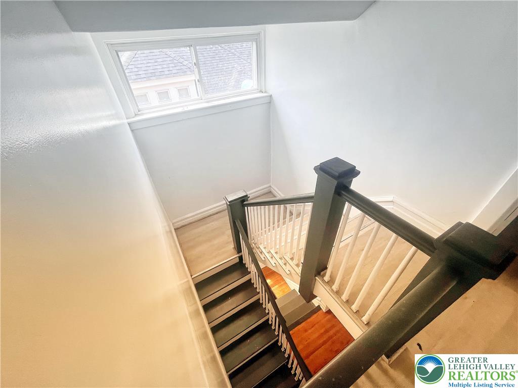 1831 Hamilton Property Photo 29