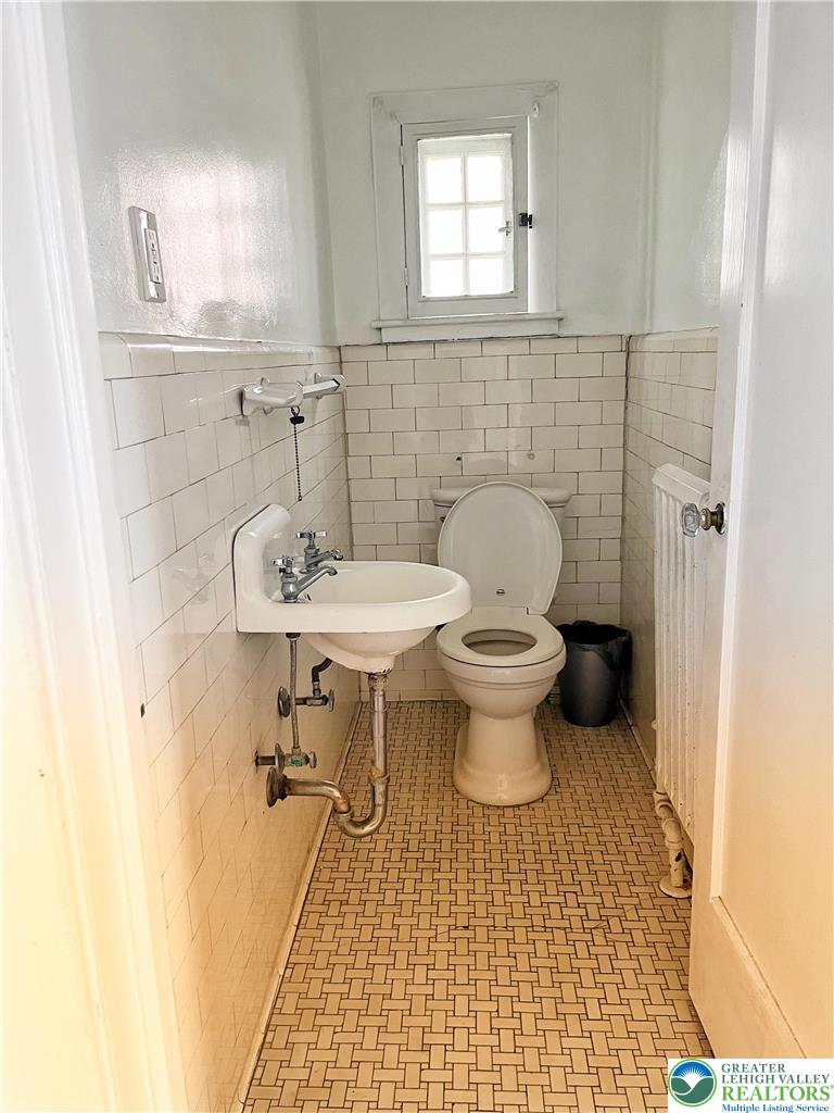 1831 Hamilton Property Photo 31