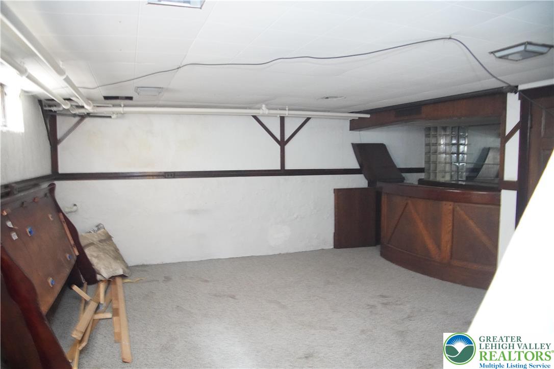 1831 Hamilton Property Photo 44