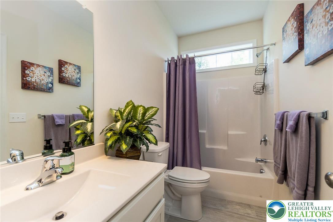 3697 Cottage Drive Property Photo 9
