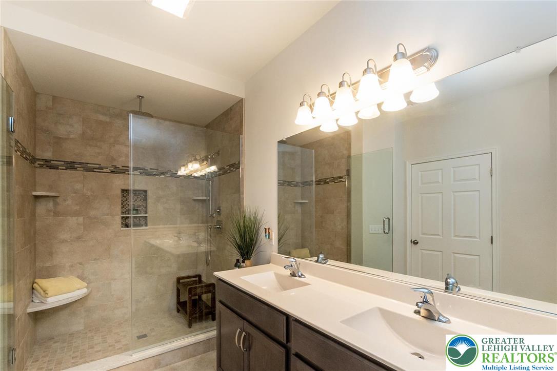 3697 Cottage Drive Property Photo 12