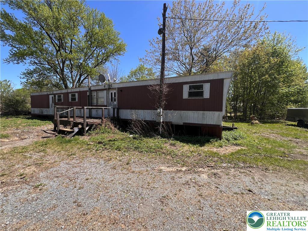 10425 Old 22 Road Property Photo 13