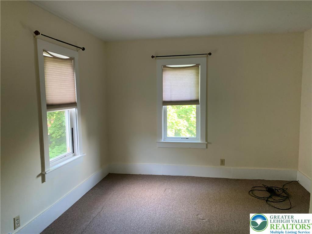 12 Pennsylvania Avenue 18 Property Photo 7
