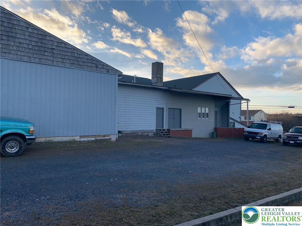 155 9th Street Property Photo 1