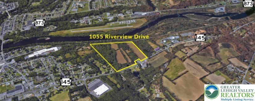 1055 Riverview Drive Property Photo 1