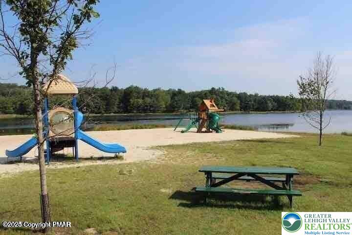 0 Deerfoot & Pine Tree Road Property Photo 10