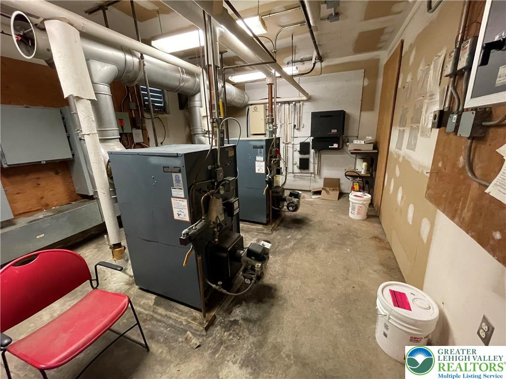 4315 Washington Street Property Photo 20