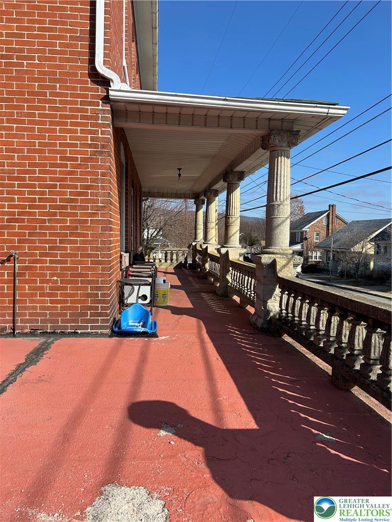 412 Pennsylvania Avenue Property Photo 4