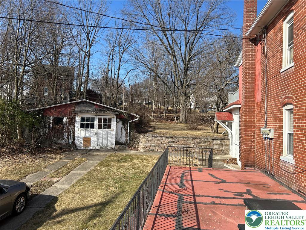 412 Pennsylvania Avenue Property Photo 25