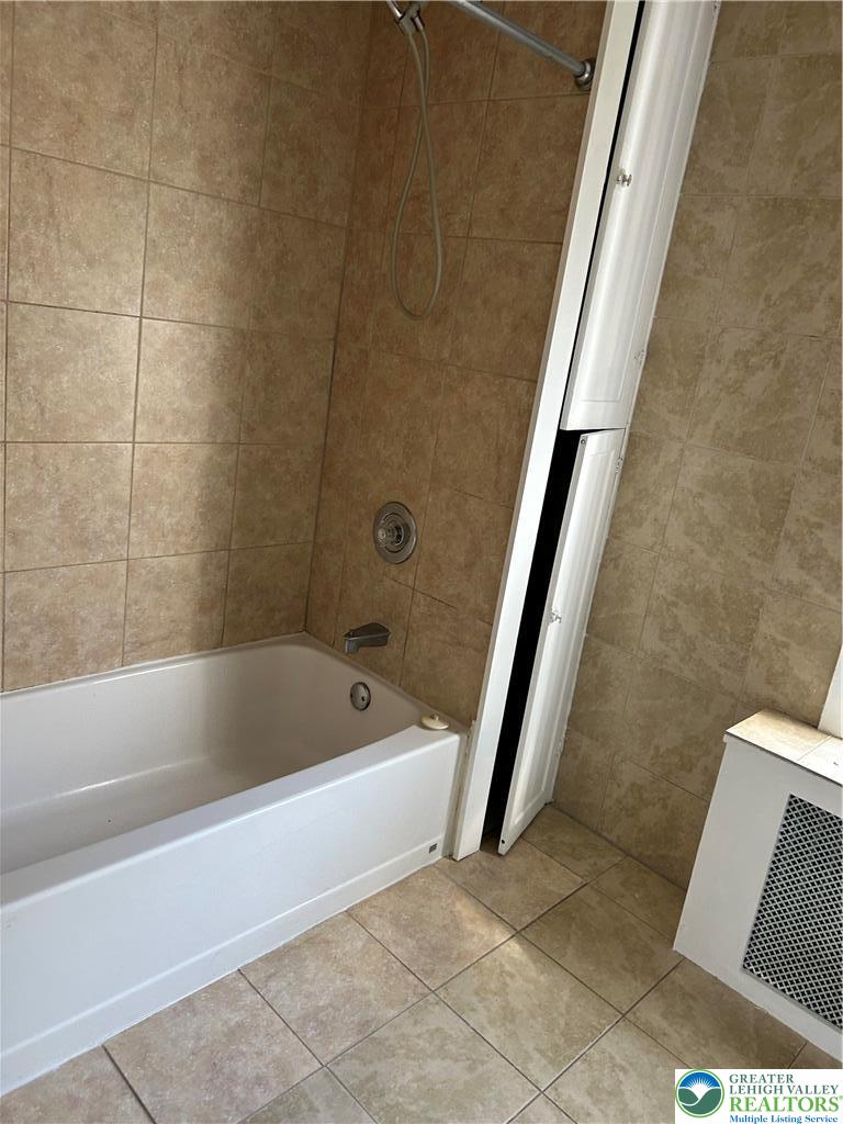 412 Pennsylvania Avenue Property Photo 36