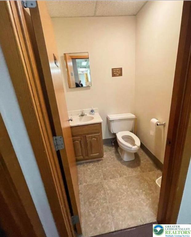 940 North New Street 121 Property Photo 6