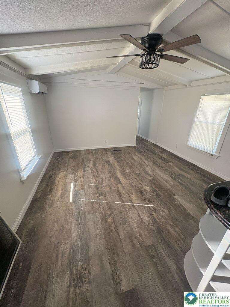 3449 Franklin Square Property Photo 9