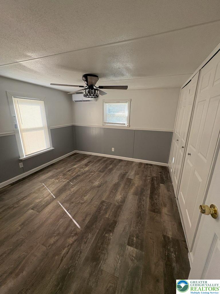 3449 Franklin Square Property Photo 13