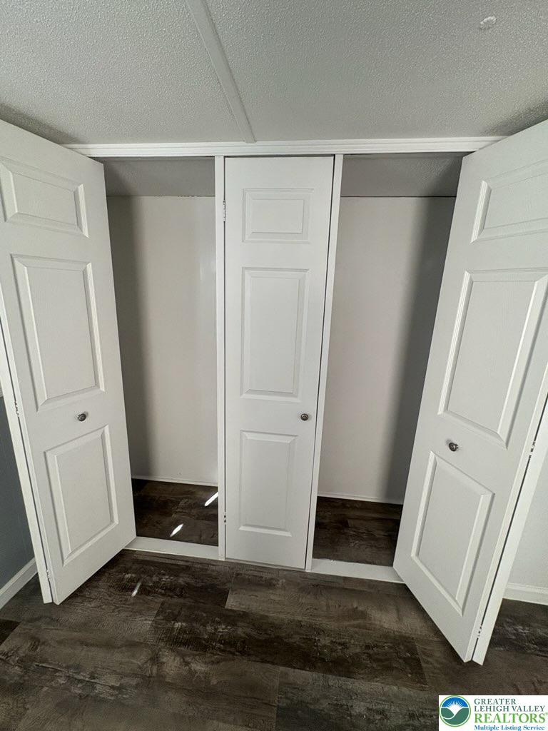 3449 Franklin Square Property Photo 14
