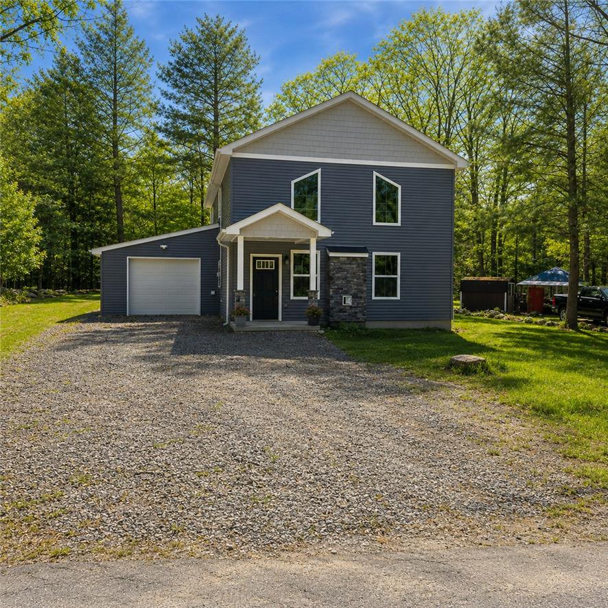 1073 Westside Drive Property Photo 1