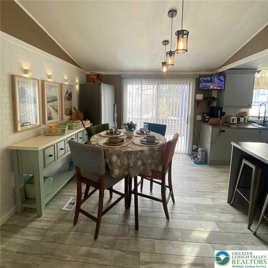 8755 Breinig Run Circle Property Photo 13